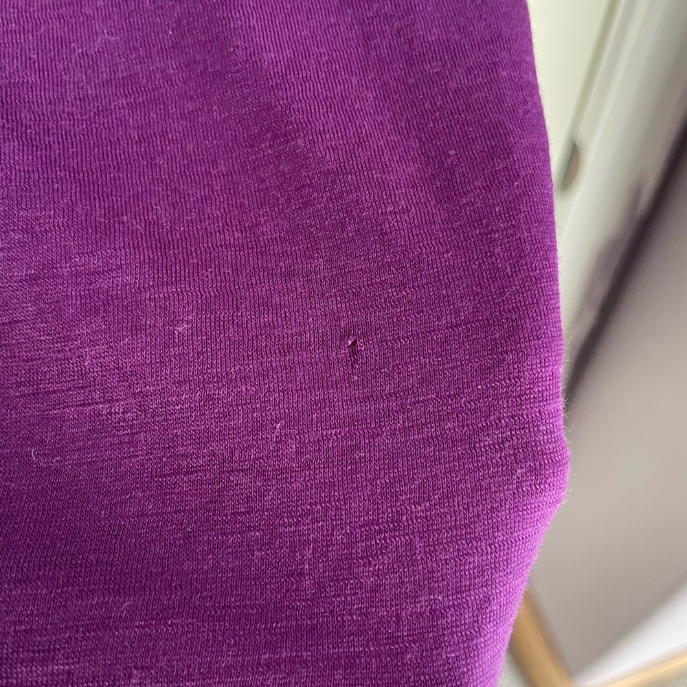 Purple Smartwool 100% wool top - Picture 4 of 6